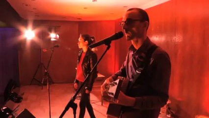 Gaelle reprise de "Big Jet Plane" pendant les Balances