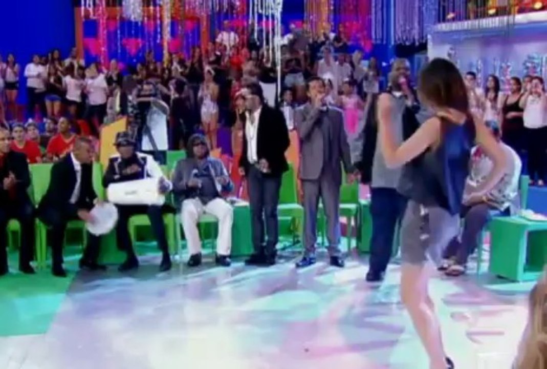 Em papo com Regina Casé, Mariana Rios lembra primeira personagem na TV