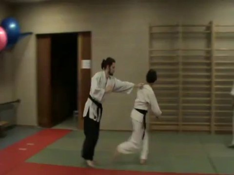 Ushiro eri dori (henka oshi) : soto sabaki sokumen irimi