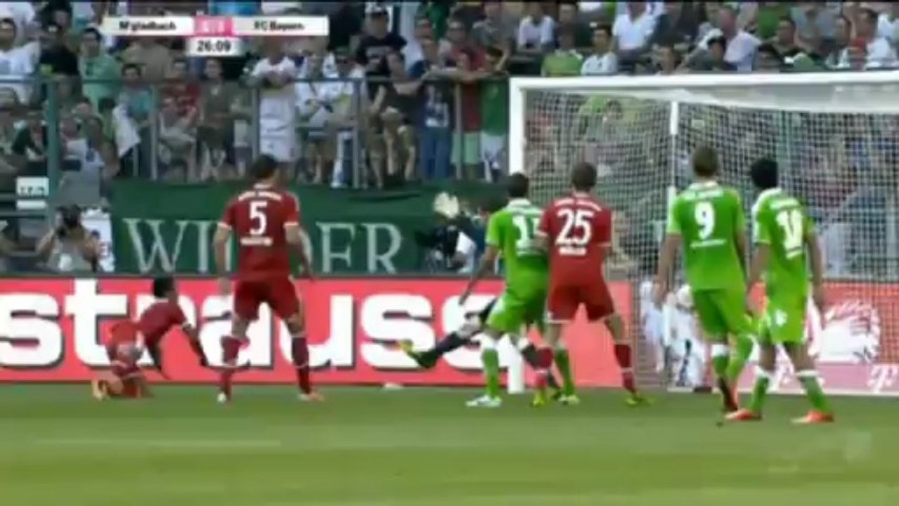 Telekom Cup: Mit der Brust! Thiagos erster Treffer für Bayern