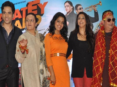 'Bajatey Raho' Musical Event at R City Mall - Tusshar Kapoor, Vinay Pathak, Vishakha Singh