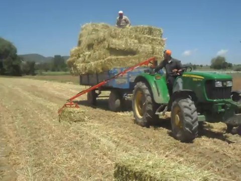 balya yükleme makinası
