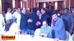 Salman Khan HUGS Shahrukh Khan at Baba Siddique's Iftar Party