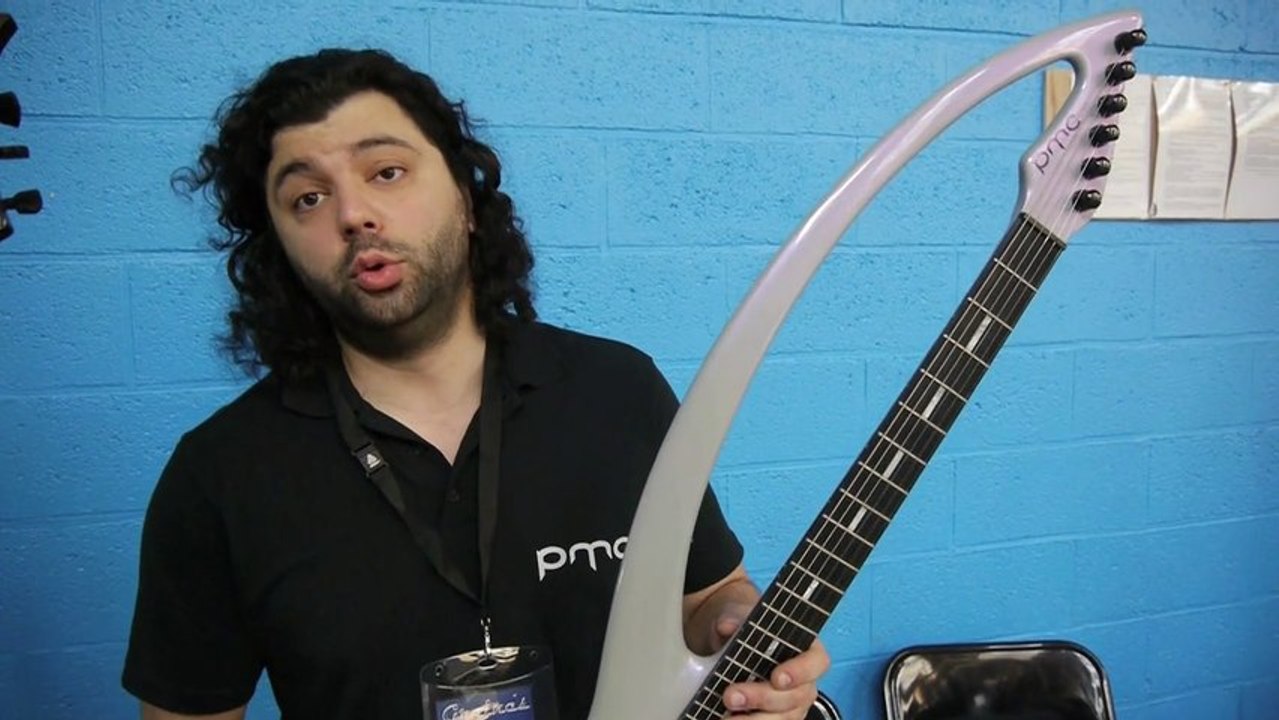 Interview du luthier Pierre-Marie Châteauneuf - Graines de Guitare 2013