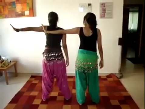 Indian Girls Dance - Two Desi Dancing Girls