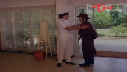 Hilarious Scene Between Suttivelu | Sri Lakshmi