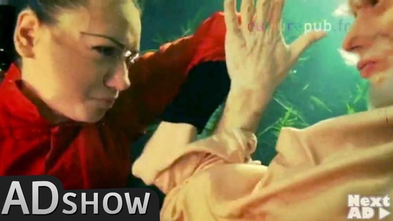 Epic underwater Kung Fu fight