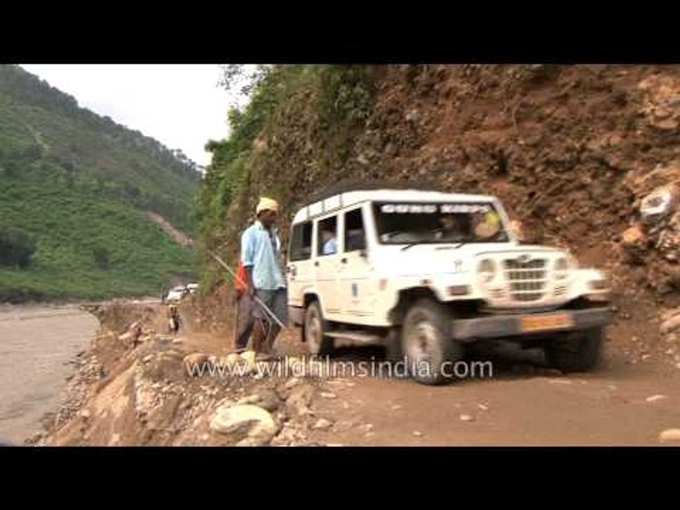 Risky and damaged roads of Tilwara