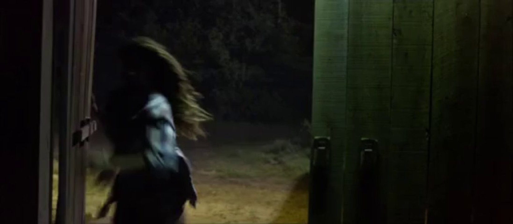 TEXAS CHAINSAW 3D - Extrait 'Chevrotine vs Tronçonneuse' [VOST|HD]