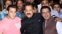 Salman Khan @ Baba Siddiqui's Iftaar Party !