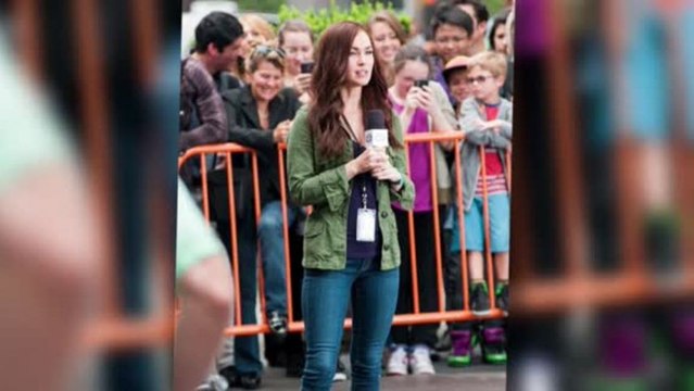 Megan Fox Wears a Super Tight Outfit on Teenage Mutant Ninja Turtles Set