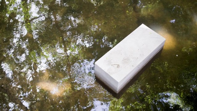 Katinka Bock, Umland (2012) | Paroles d'artistes