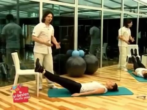 Göbek Eritme HareketleriKarın Zayıflatma Hareketleri-Göbekteki Yağları Eriten Egzersiz