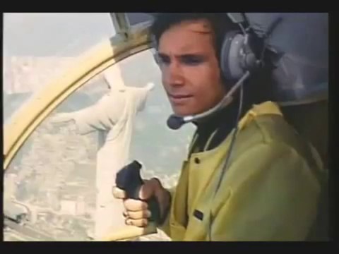 Roberto Carlos sobrevoa a Guanabara, um Rio de Janeiro que não existe mais.