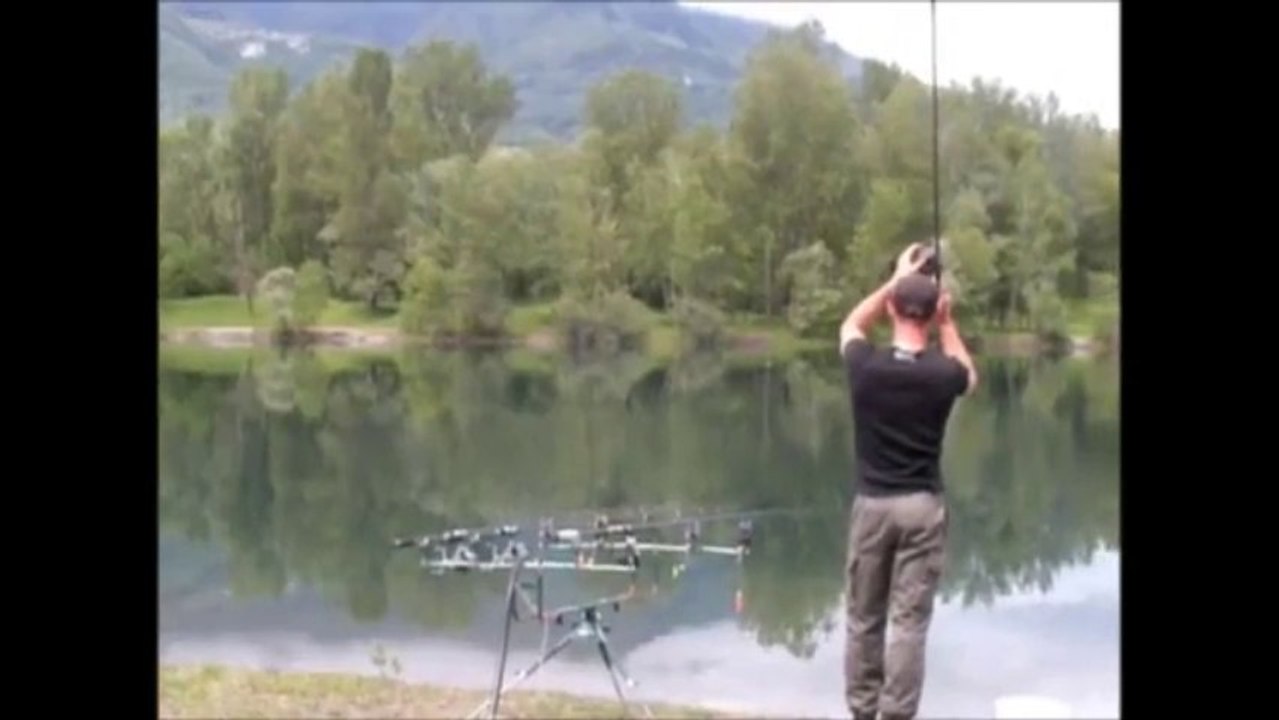 Pêche de la carpe démonstration! (violent combat et départ en direct)