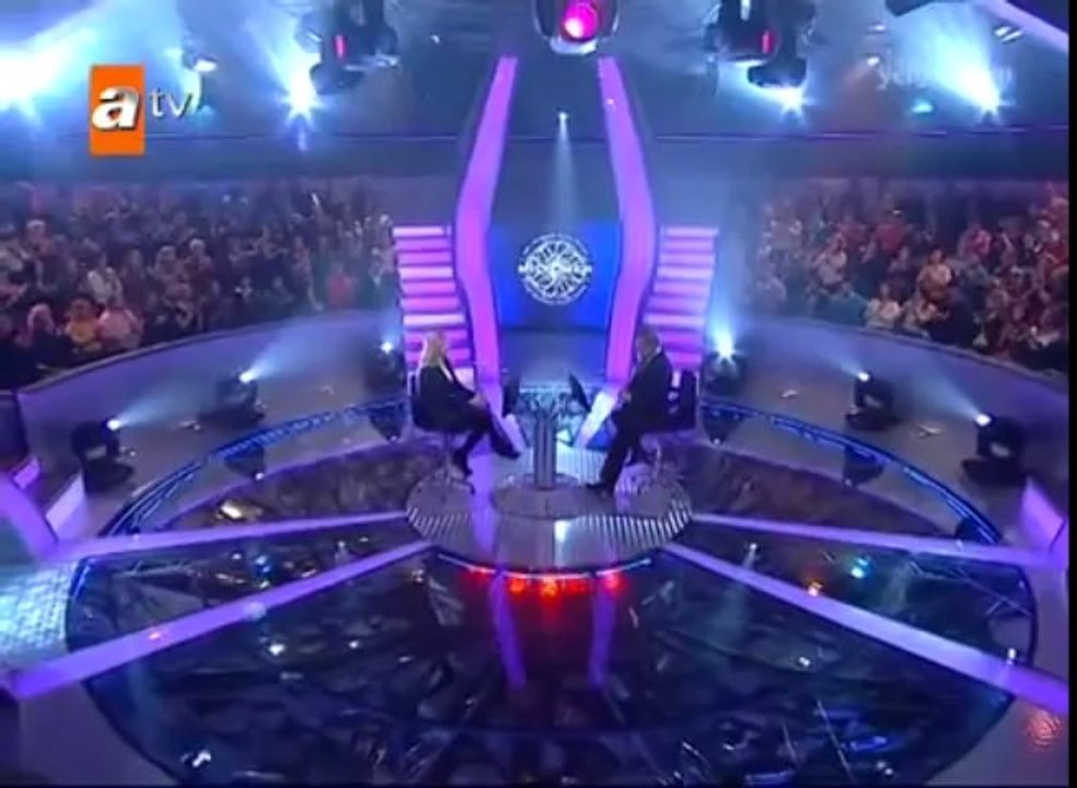 Kim Milyoner Olmak Ister 29 Kasim 2011 - 1. Kisim [dizikanal.com]