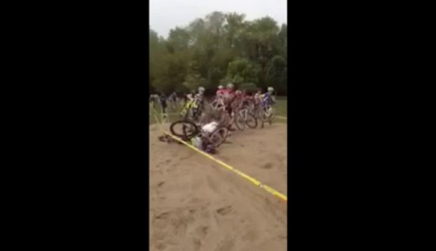 Se crasher en vélo : 3 faceplant d'affiler!