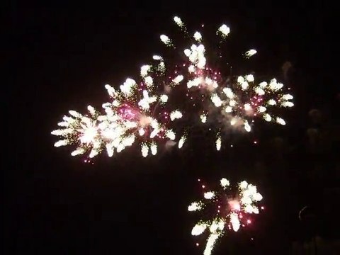 Feux d'artifice sur la mer