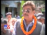 Tv9 Gujarat - L K Advani is a most mature leader, must be at the helm of affairs - Shatrughan Sinha