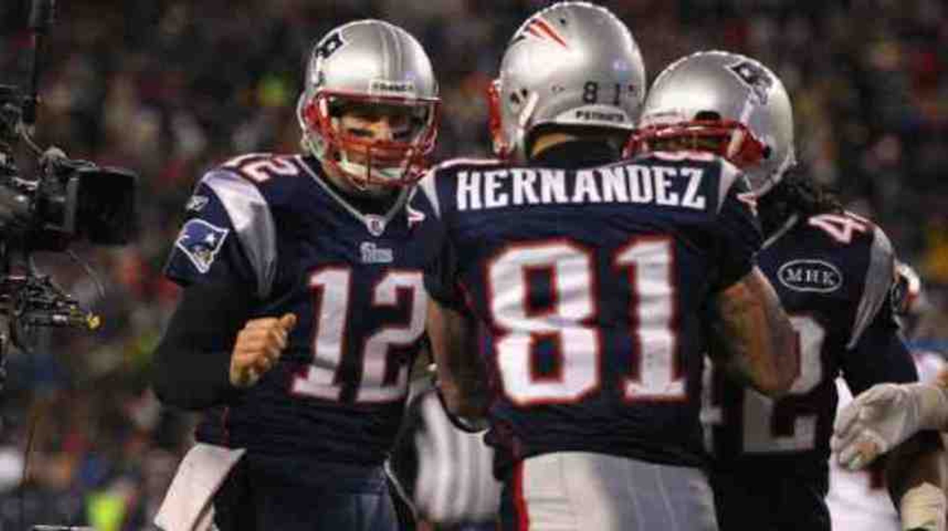 How Tom Brady and New England Patriots teammates reacted to Aaron  Hernandez's chilling behaviour revealed in Spotlight series - Mirror Online