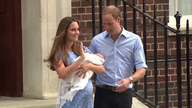 Le royal baby présenté pour la première fois aux médias