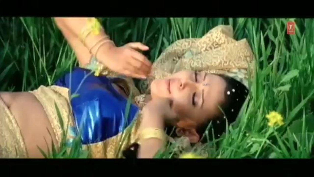 Chadheli Jawani [Bhojpuri Video Song] Aapan Maati Aapan Des