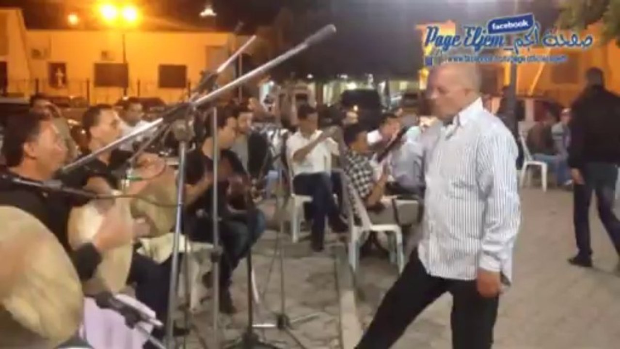 Célèbre chanteur d'eljem hobek fi kinini