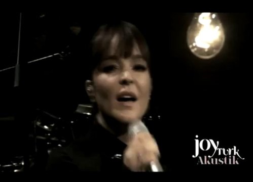 Bengü - Gelen Seni Soruyor (JoyTurk Akustik)