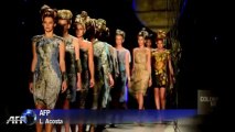 Models hit catwalk at Colombia Fashion Week