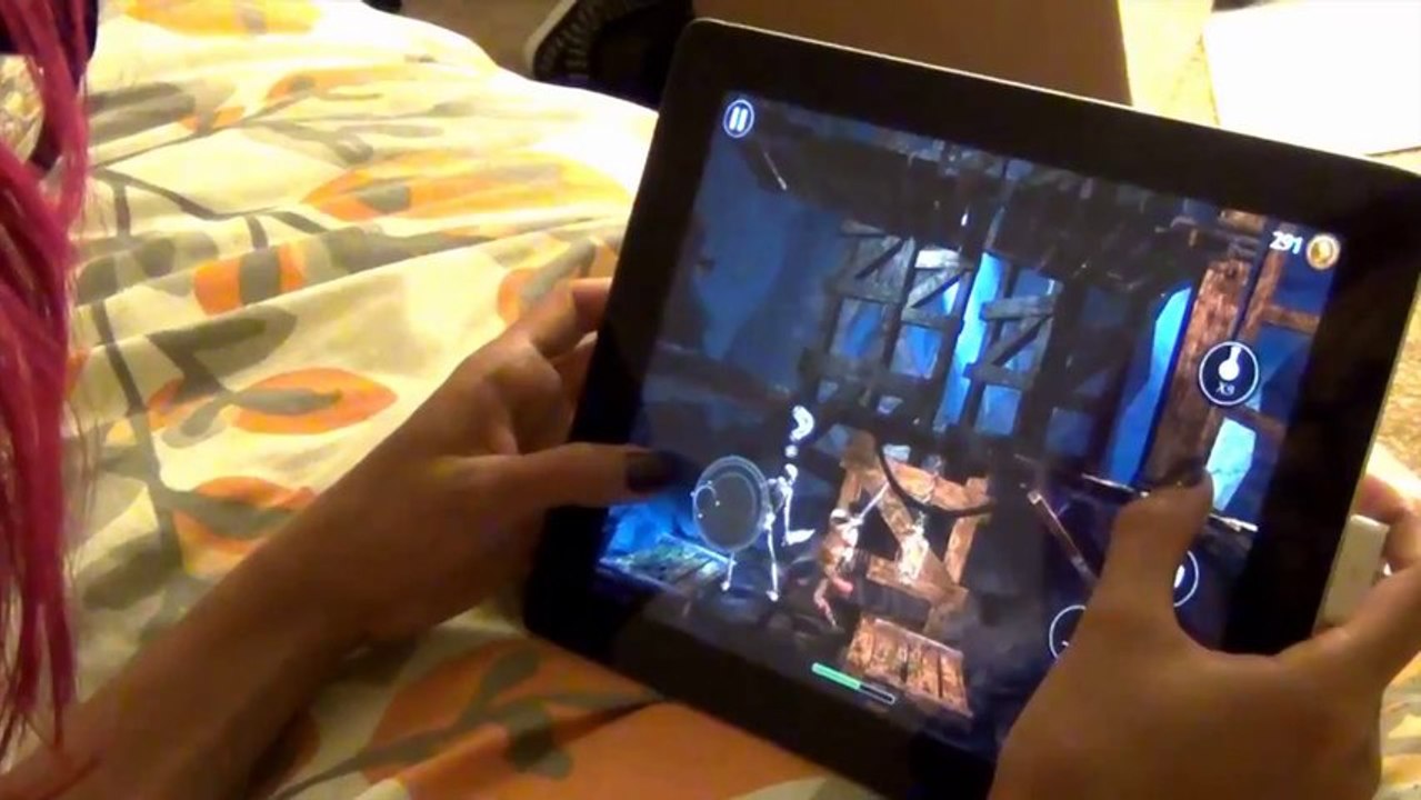 Prince of Persia : L'Ombre et la Flamme - Vidéo : Frag Dolls plays Prince of Persia