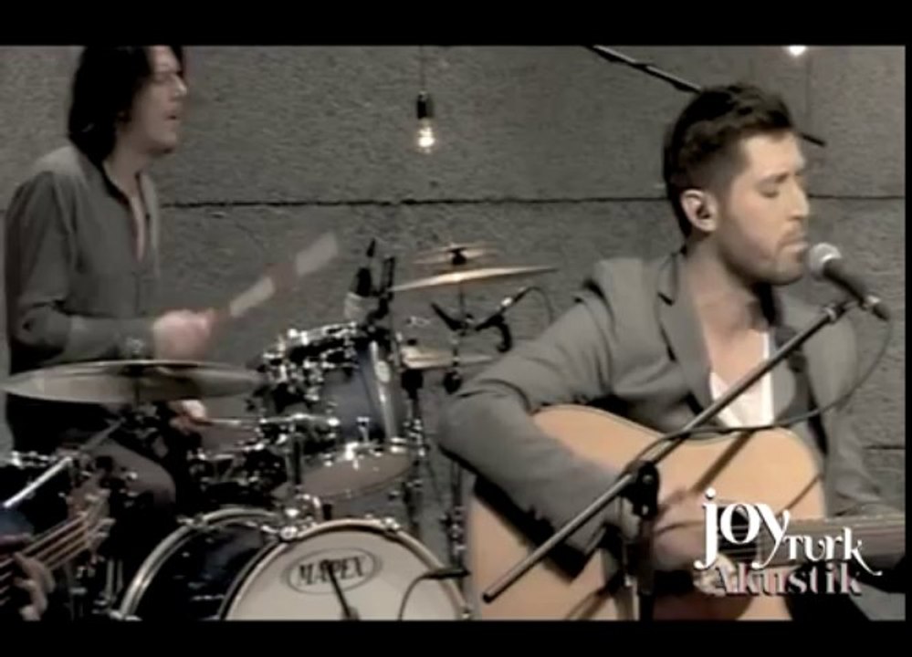 TNK -Yine Yazı Bekleriz (JoyTurk Akustik)