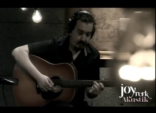 Toygar Işıklı - Seni Kimler Aldı (JoyTurk Akustik)