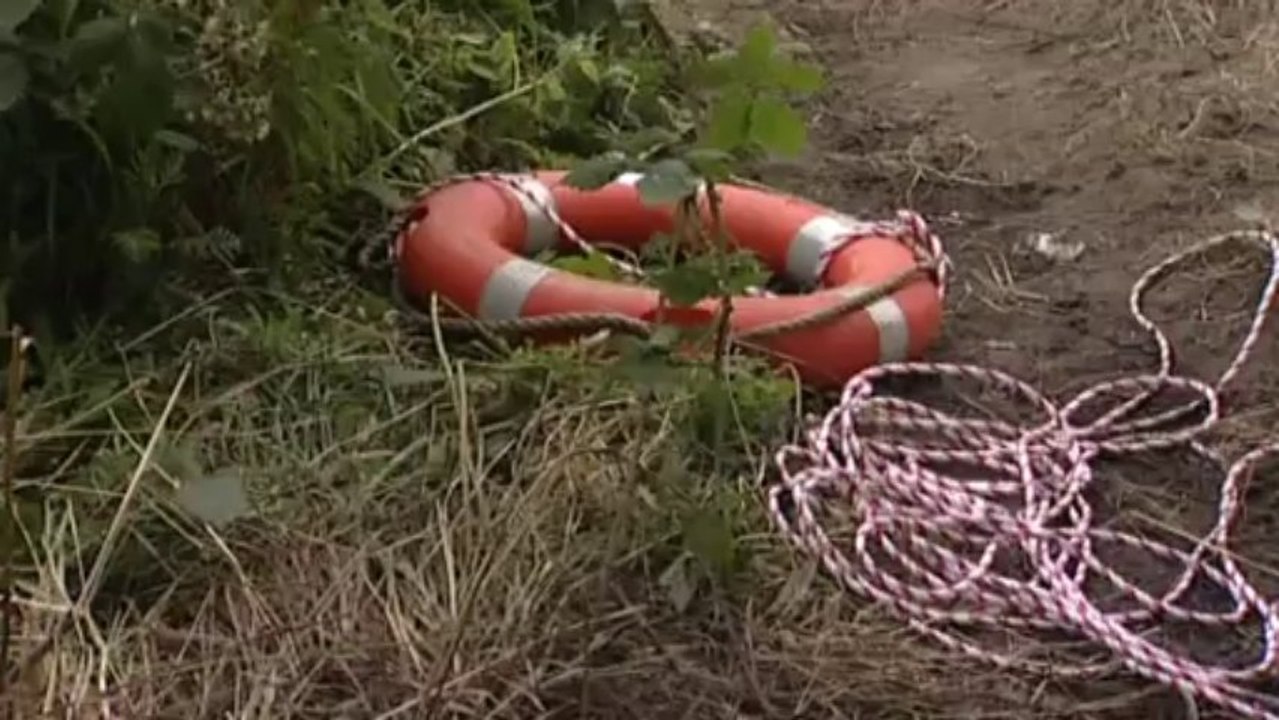 Fast-flowing river 'major problem for search teams'