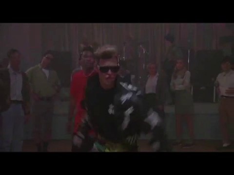 Ice Ice Baby de Vanilla Ice chanté avec des extraits de films. La meilleure reprise !!!
