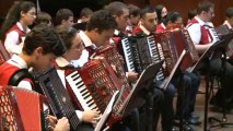 17 Victor Derenboim Accordion Orchestra- FREILACHS FOLK
