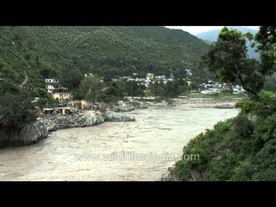 Nothing left except debris in Srinagar