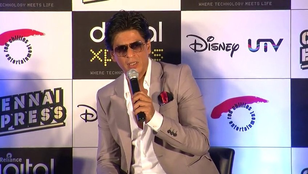 Shahrukh Khan's Reaction On His Hug With Salman Khan – Salman Hugs Shahrukh