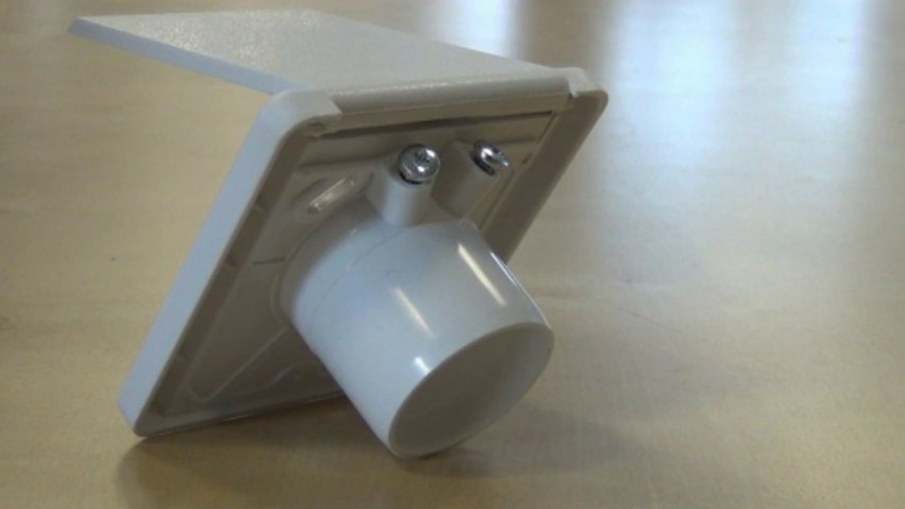 Prise murale modèle Europe