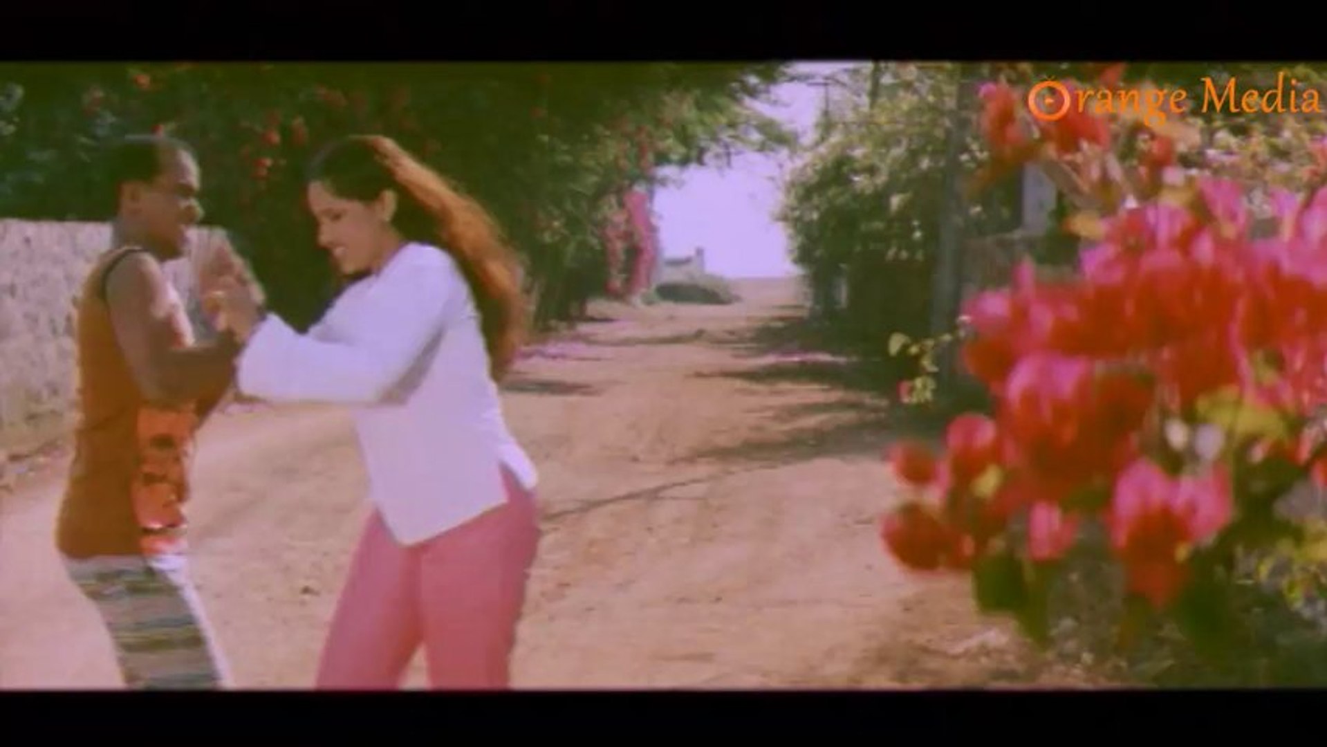 Actress Reshma Hot Entry Scene - Vivaadam Hot Movie clip - video Dailymotion