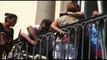 Napoli - Disoccupati, la rivolta delle donne a palazzo San Giacomo -1- (24.07.13)