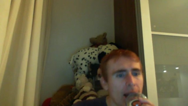 Wiwi égratigne groove me de Fern Kinney