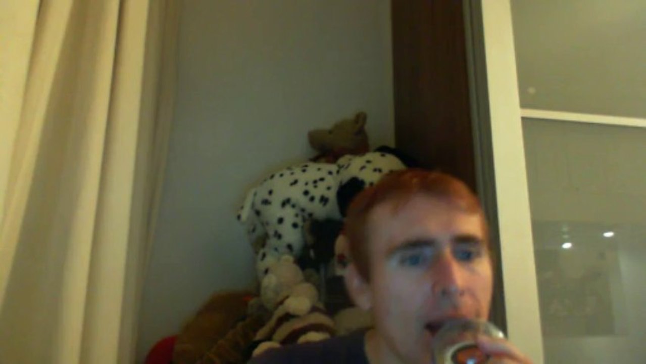 Wiwi égratigne "groove me" de Fern Kinney