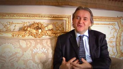 "Les entreprises ont besoin de concurrence et de coopération" - Interview de Dirk Pilat