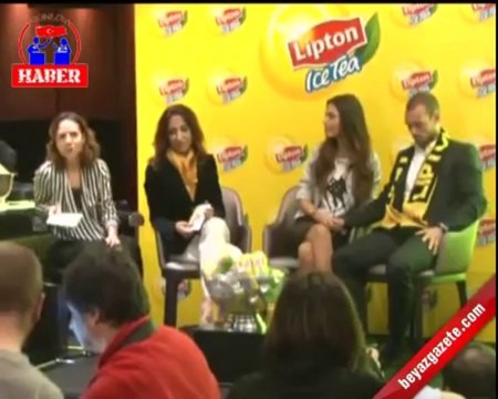 Wesley Sneijder İle Yolanthe Cabaunun Reklam Filmi Haberi