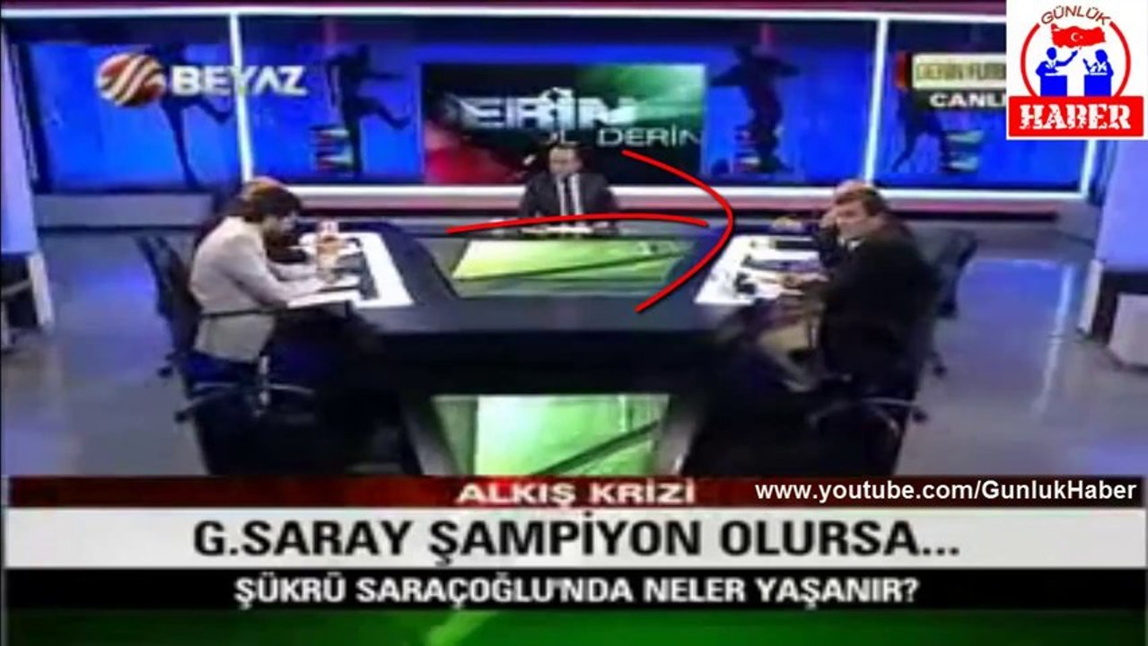 SLOW MOTION  Ahmet Çakar Canlı Yayında Sigara İçerken Yakalandı [HD]