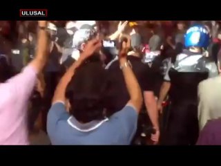 İşte an an polisin halkı kışkırtması