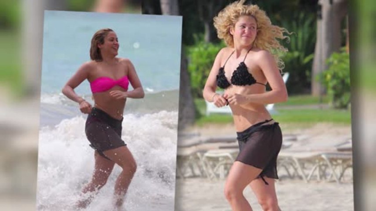 Shakira in Bikini