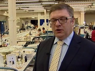 Принцу дали имя и увезли в деревню к бабушке