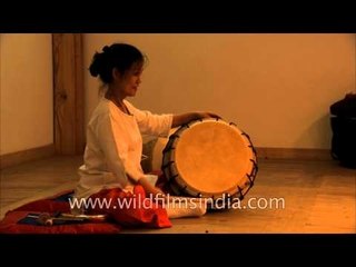 Samulnori artist Ms Park Eun Ha instructs