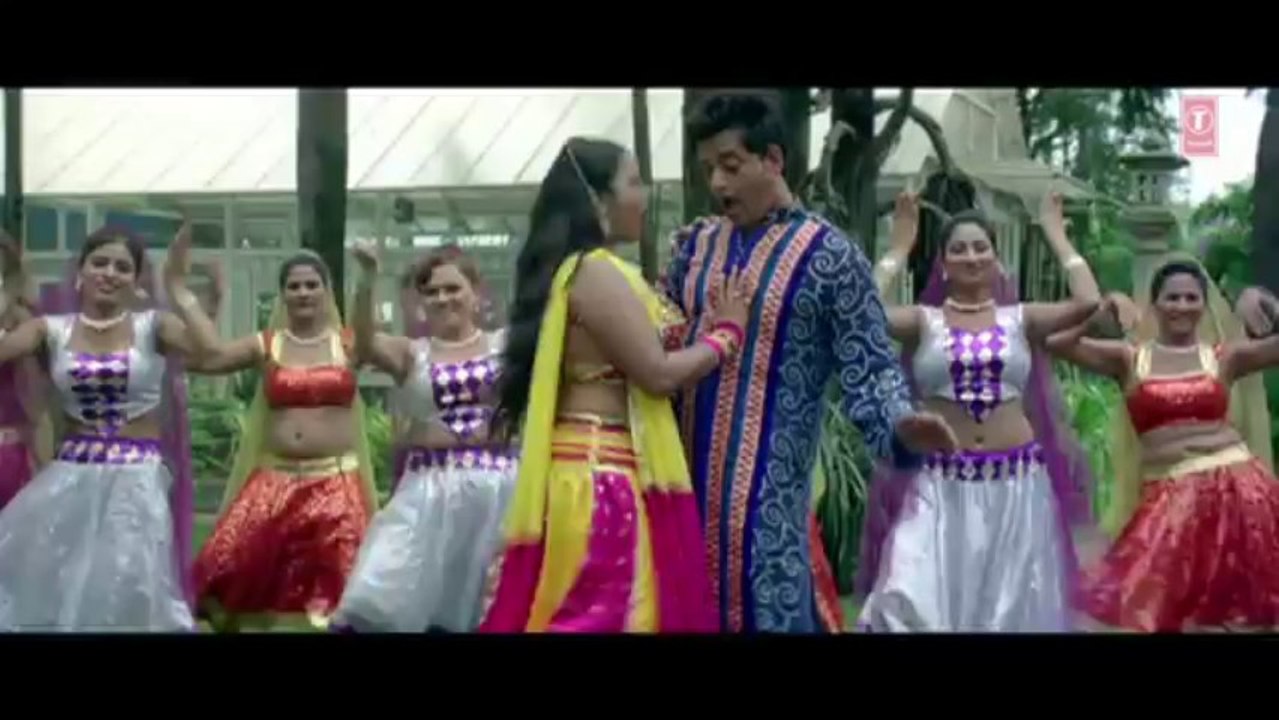Jhumka Bawaal Karta (Full Bhojpuri Hot Video Song) Ganga Jamuna Saraswati[1]